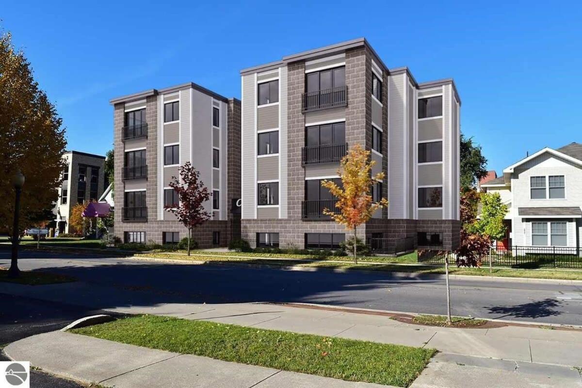 Downtown Traverse City Capri Condo 316 Ngoại thất bức ảnh